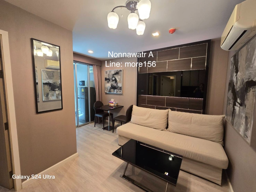 For RentCondoKhlongtoei, Kluaynamthai : 🌇🖼️For rent 15,000 baht Metro Luxe Rama 4 Condo next to Bangkok University, Kluai Nam Thai, 1 bedroom, 1 kitchen, near BTS Ekkamai.