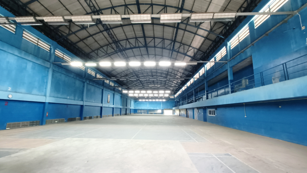 For RentWarehousePattanakan, Srinakarin : For Rent and Sell , warehouse 2 stories, usable area 3,000 sq.m. total area is 6,400 sq.m. (4 Rai) 20 min to Suvarnabhumi airport , locate on Krungthep Kritha 37 , can adjust to another type of building