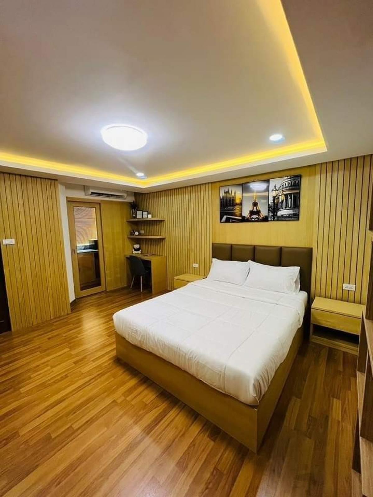 For SaleCondoChiang Mai : Foreigner Quota Buyer ,suit for investment  airbnb.103 Condo for  sale !! @Nimman Soi  Sukkasem ,Near Chiangmai University. Near Maya  .