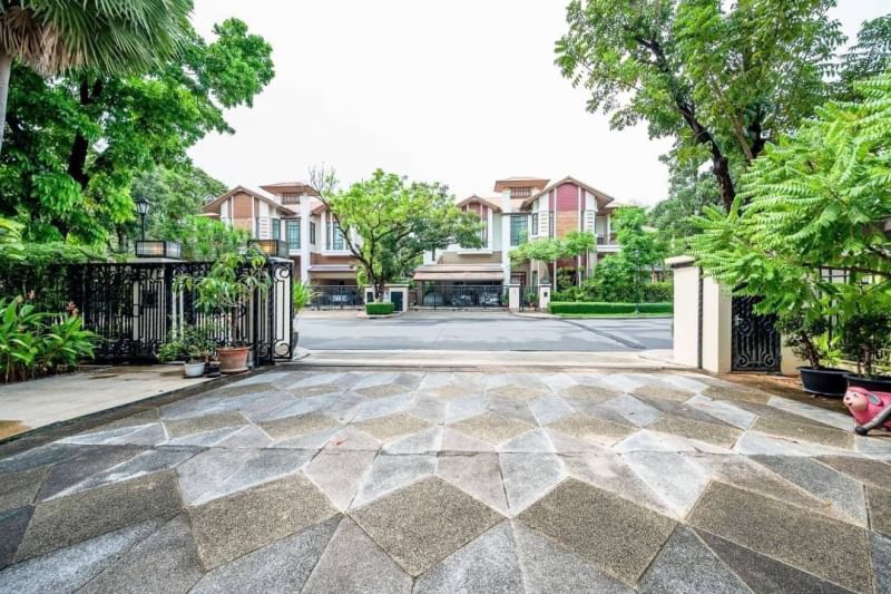 For SaleHouseOnnut, Udomsuk : Baan Sansiri Sukhumvit 67 Super Luxury House for Sell