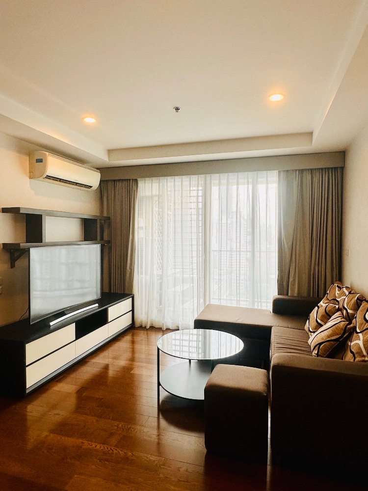 For SaleCondoNana, North Nana,Sukhumvit13, Soi Nana : **Condo for sale 15 Sukhumvit Residences, cheap, Nana BTS station, convenient travel, city view