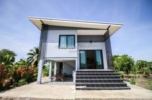 For SaleHouseSuphan Buri : Self-constructed house for sale, 1.5 floors, with 800 sq m of land, Pa Mok, Suphan Buri, in front of the road is a public road, near the main road.