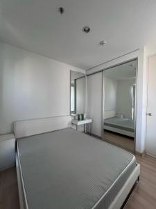 For SaleCondoBangna, Bearing, Lasalle : For sale: Parkland Srinakarin lakeside Condo, 1 bedroom, 7th floor, quiet, near the Yellow Line (SM684)