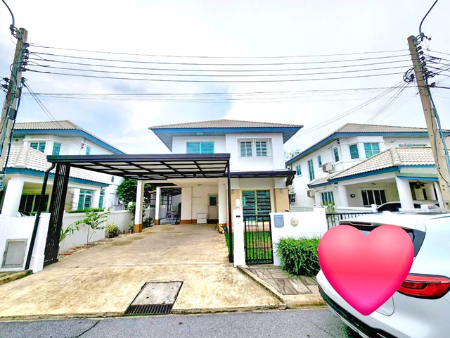 For RentTownhouseRattanathibet, Sanambinna : fully fur complete EE app. MRT BangRakNoi ThaIt 3km. For rent 2-story house 24,998B-M 3bed 54sqm.