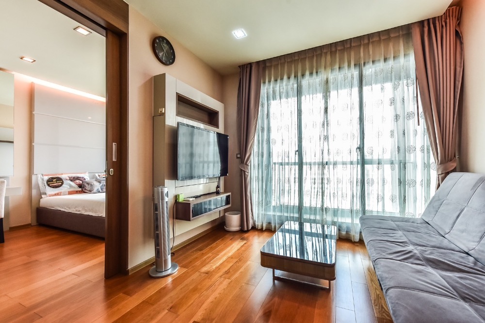 ขายคอนโดสาทร นราธิวาส : For Sale 7.39mb [15x,xxx/Sqm] The Address Sathorn 1b1b 46.56Sqm แต่งครบ ชั้นสูง