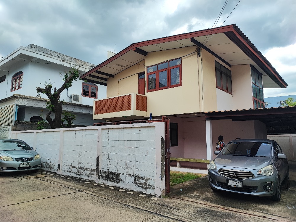 For SaleHousePinklao, Charansanitwong : 2-story detached house for sale, Sirindhorn, near Tang Hua Seng Department Store. Near Sirindhorn BTS station