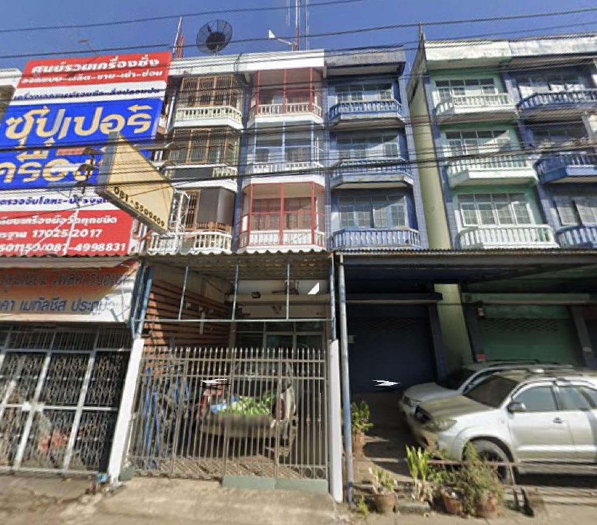 For SaleShophousePhutthamonthon, Salaya : Commercial building for sale, 4.5 floors, near Mahidol University, on the main road