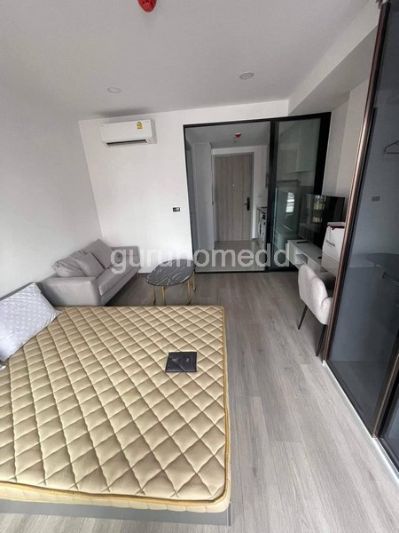 For RentCondoRatchadapisek, Huaikwang, Suttisan : ghd000278R Condo for rent SOHO Bangkok Ratchada near MRT Huai Khwang Simplex room size 26 sq m