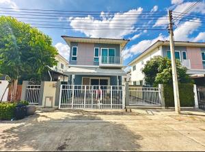 For RentHousePathum Thani,Rangsit, Thammasat : House for rent, Rangsit-Khlong 2, Pathum Thani.