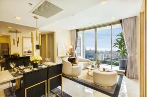 For SaleCondoNana, North Nana,Sukhumvit13, Soi Nana : Condo for sale Hyde Sukhumvit 11, high floor, 3 bedroom, contact 098-2491797