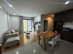 ให้เช่าคอนโดอารีย์ อนุสาวรีย์ : The Vertical Aree 2BR. 2BR. 69sqm. Floor 12