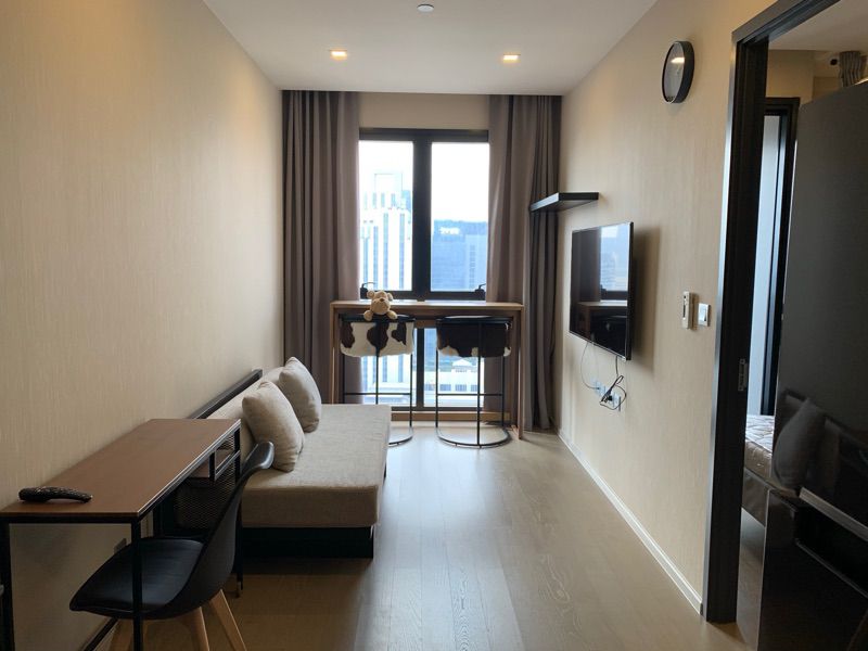 For RentCondoSukhumvit, Asoke, Thonglor : Available at the end of August 2024, for rent Ashton Asoke, corner room, room in very new condition.