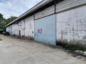 For RentWarehousePattanakan, Srinakarin : Vacant warehouse for rent, very cheap price