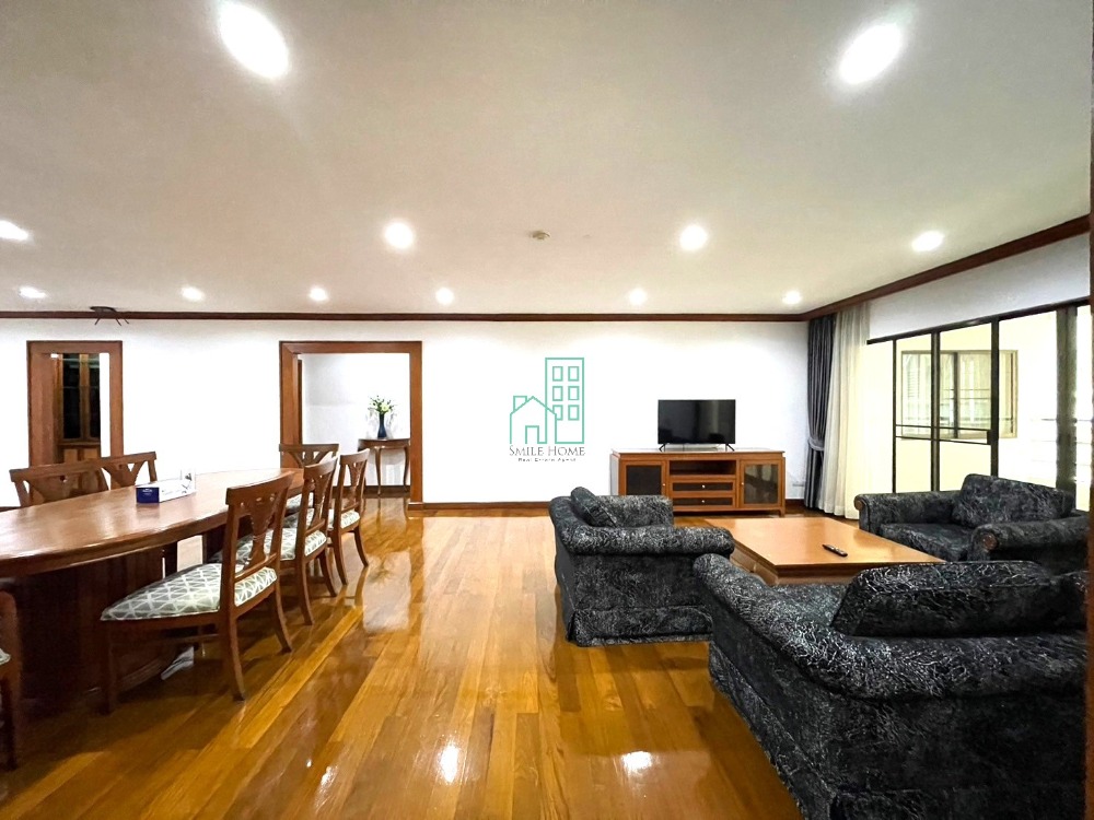 ให้เช่าคอนโดสุขุมวิท อโศก ทองหล่อ : Pets friendly with 3 Bedrooms for rent at Sukhumvit 31 close to BTS