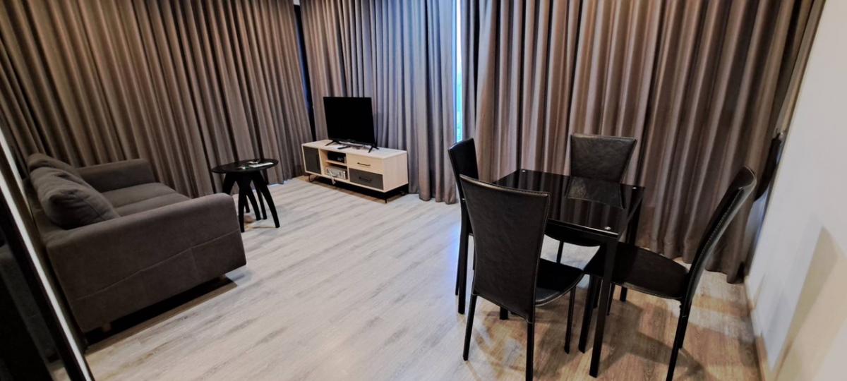 For RentCondoRama9, Petchburi, RCA : For rent 2 Beds 1 Bath size 55 sq.m. 35,000 THB high Floor