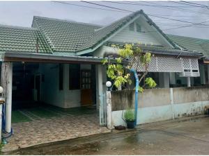 For SaleHouseRayong : ็House for sale, good location, Sakthip Village 2, Thap Ma Subdistrict, Rayong.