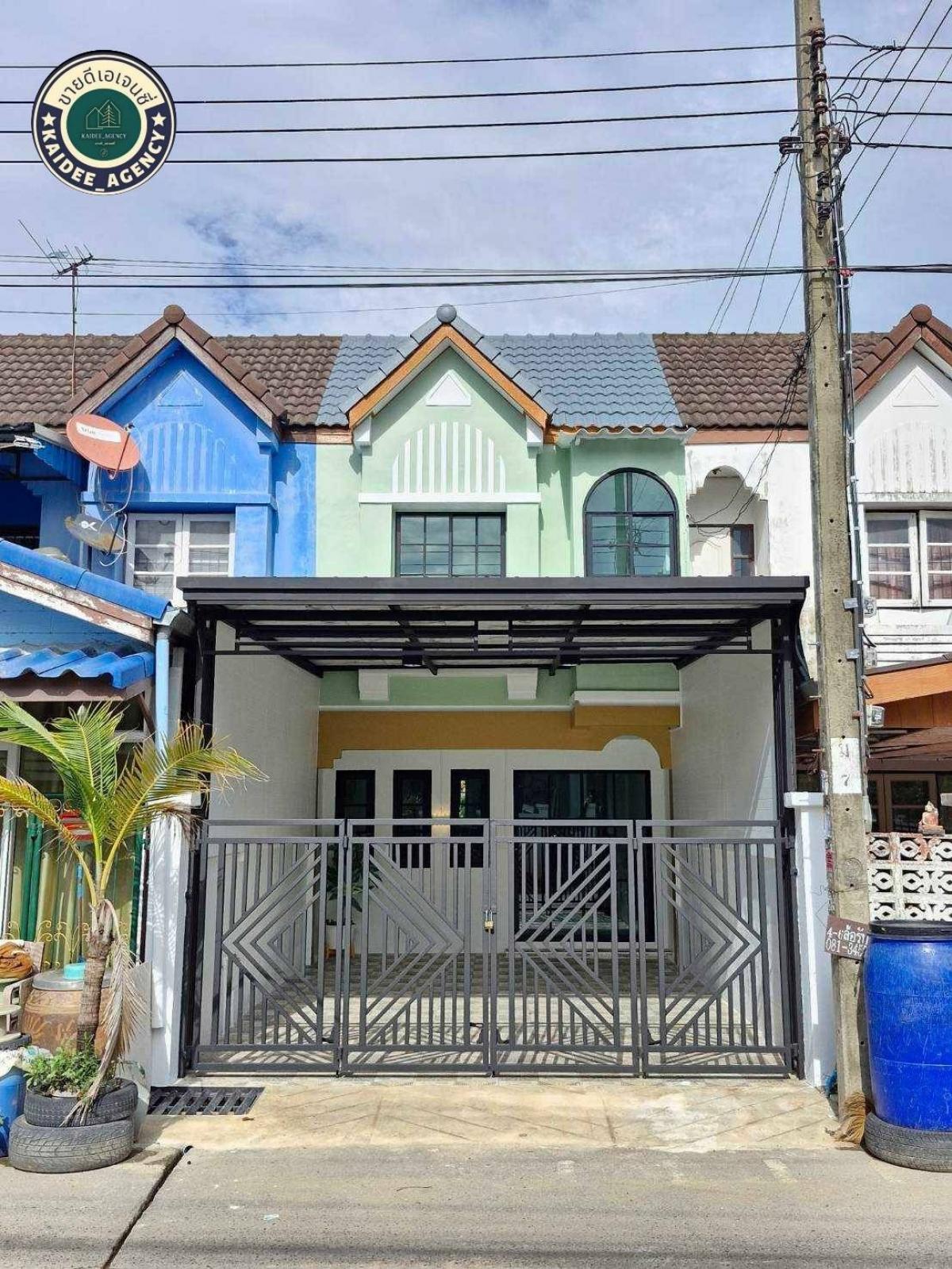 For SaleTownhouseMin Buri, Romklao : 2-story townhouse, main road, Thienthong Village, Sangkhasantisuk, left corner, right corner, Suwinthawong, connection link, Lat Krabang, airport link, Lat Krabang, Suvarnabhumi Airport. Bangkok Arena Stadium, Nong Chok