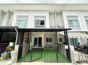 For SaleTownhouseRama5, Ratchapruek, Bangkruai : Townhome near the garden, 16 sq.wah, Casa Waterside Ratchaphruek-Rama 5, beautiful house, fully furnished, ready to move in.