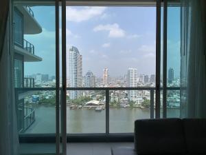 For RentCondoSathorn, Narathiwat : Condo with Chao Phraya River view, next to Asiatique, 1 bedroom, 1 bathroom, fully furnished