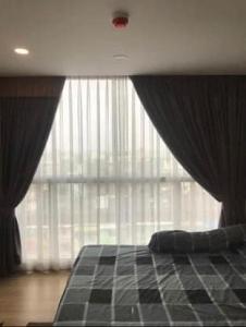 For RentCondoPinklao, Charansanitwong : For rent: Chateau In Town Charansanitwong 96/2, fully furnished and equipped with appliances, washing machine included