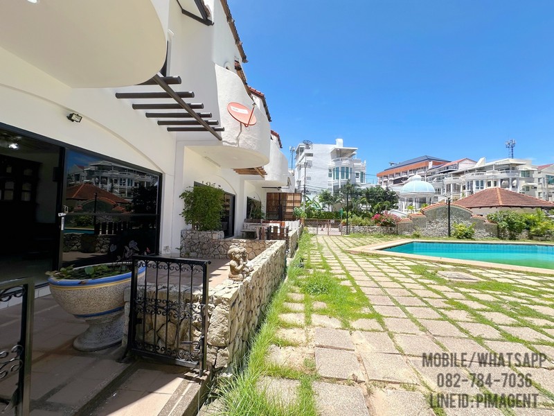 For SaleTownhousePattaya, Bangsaen, Chonburi : (Call 082-784-7036) 🏠 2-Story Townhouse for Sale in Pratamnak Area, Pattaya 🏠 Двухэтажный таунхаус на продажу в районе Пратамнак, Паттайя