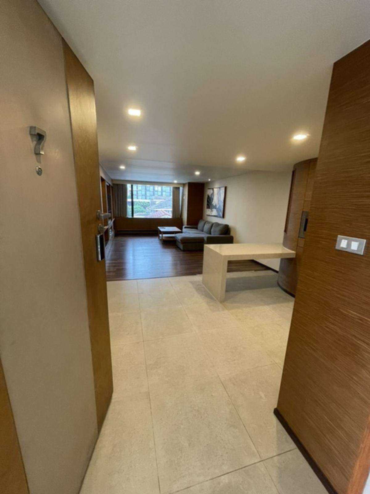 For RentCondoSukhumvit, Asoke, Thonglor : 🏢 Condo 🏢 NewLand Sukhumvit 33 📌For rent‼️ 1Bed 1Bath with bathtub 🛁 71 sq.m. Fully furnished, Built-in, fully furnished..Ready to move in.