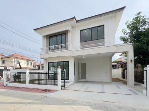 For SaleHouseRama5, Ratchapruek, Bangkruai : For sale: newly decorated second-hand house, Ratiram Fifth, Ratchaphruek-Pinklao, corner house, area 57.5 sq m., 3 bedrooms, 3 bathrooms, behind HomePro Ratchaphruek, near Central Westville