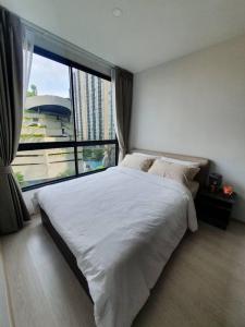 For RentCondoRama9, Petchburi, RCA : Condo for rent, The Address Asoke, ready to move in. If interested, contact Line @goodmanpro or call 0999029192.