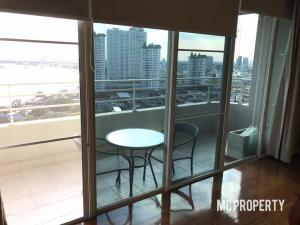 For RentCondoWongwianyai, Charoennakor : Watermark Chaophraya 3 bedroom 145sqm towerA river view fully furnished pet friendly for rent only 65,000 please contact 0816878954