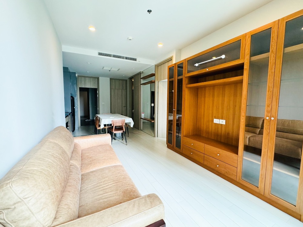 For SaleCondoWitthayu, Chidlom, Langsuan, Ploenchit : ● Good Deal ● Tower B 00+ Floor, 75.45 sq.m. | 2 Bedrooms, 2 Bathrooms | Condo skywalk connect to BTS ploenchit and Central Embassy.