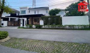 For RentHousePattanakan, Srinakarin : 2-story detached house for rent, Noble Tara Pattanakarn project, code H8086.