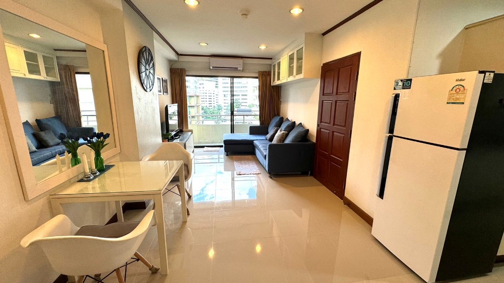 For RentCondoSukhumvit, Asoke, Thonglor : Saranjai Mansion, studio bedroom, 1 bathroom, 35 square meters, Sukhumvit 4-6, about 200 meters from BTS Nana.