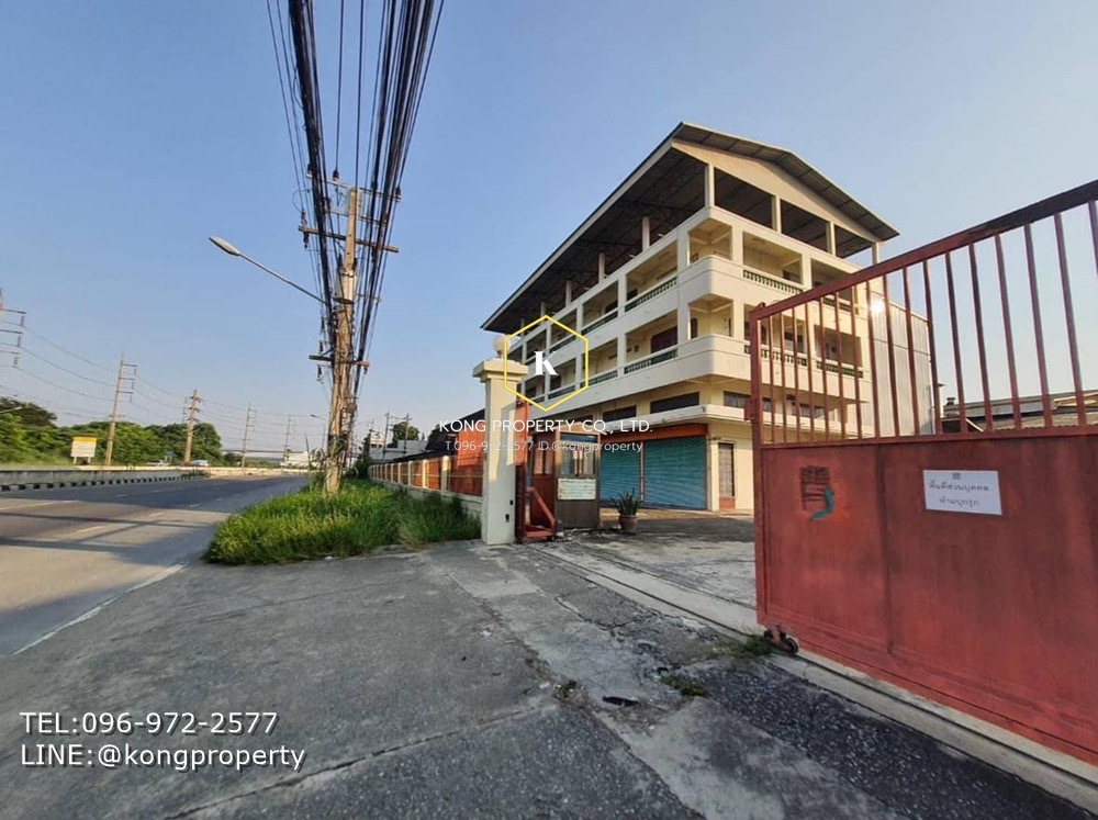 For RentWarehousePathum Thani,Rangsit, Thammasat : For rent, factory for sale with 3-story office, next to the main road, Mueang District, Pathum Thani, area 5 rai.