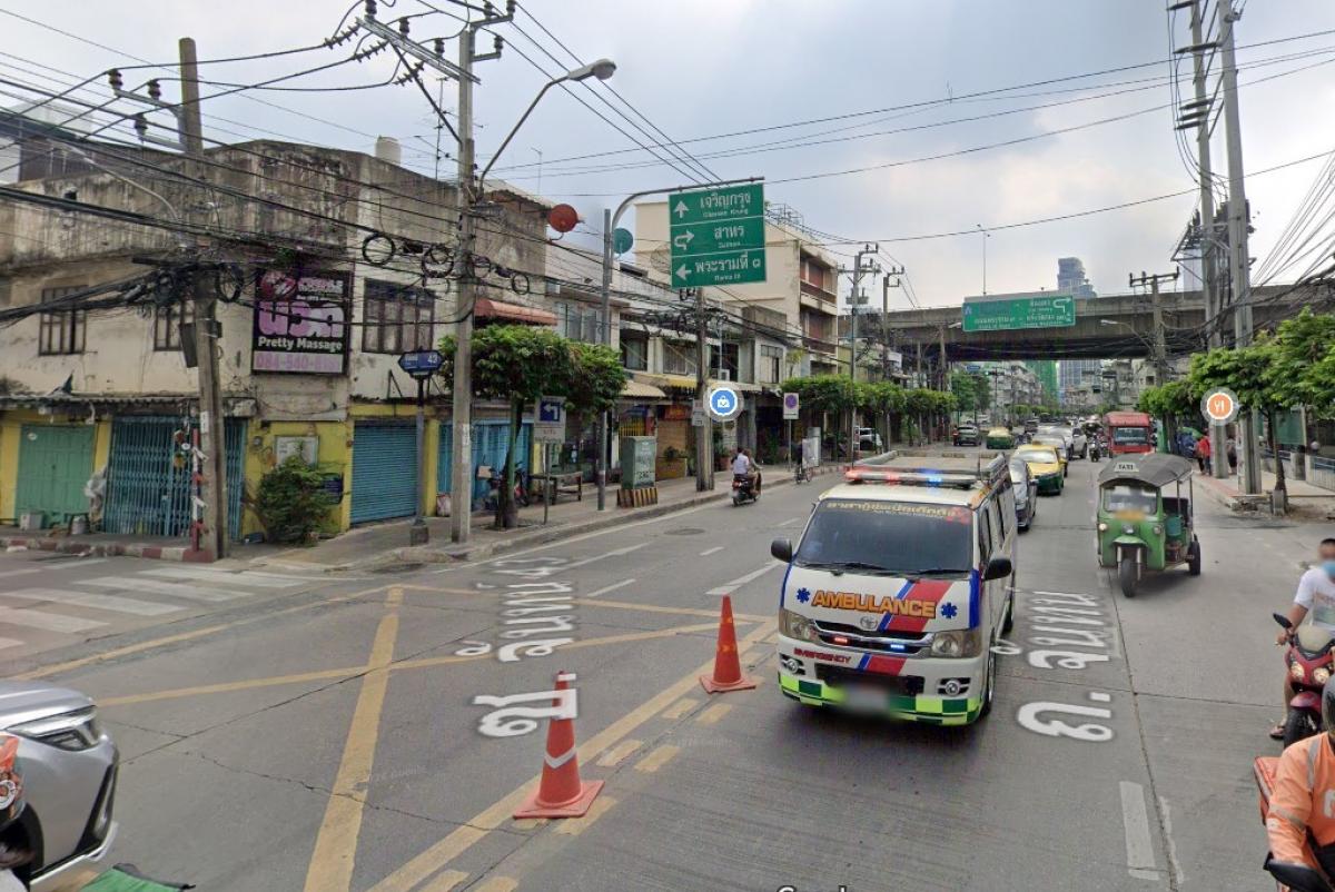 For SaleLandSathorn, Narathiwat : Land for sale on Chan Road 43, beautiful plot, good location in the heart of the city, very good price.