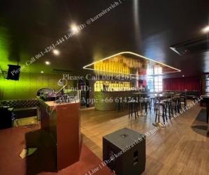 For RentRetailSukhumvit, Asoke, Thonglor : For rent: Bar/Bar Thonglor Sukhumvit 55, very good location, with parking, Hangout area in Thonglor Ekkamai area