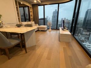 For SaleCondoSiam Paragon ,Chulalongkorn,Samyan : Sale!!! Ashton chula-silom Condo Aston Chula-Silom ❤️ Size 2 bedrooms, 1 bathroom, area 57 sq m ❤️ Decorated room, fully built-in with electrical appliances 🤘 Just carry your bags and move in. Beautiful room 88% condo. Next to Chula, near MRT Sam Yan, nea