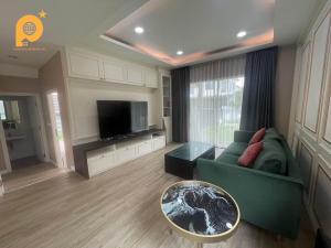 For RentHousePathum Thani,Rangsit, Thammasat : 🔥🔥For Rent🔥🔥Near to Donmeang Airport and Rangsit University size 50.8 Wah.  160 Sqm.  3beds2bath 30,000 baht.