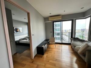 For SaleCondoWongwianyai, Charoennakor : Condo for sale FUSE Sathorn-Taksin, 18th floor, corner room, 1 bedroom, Khlong San District, next to BTS Wongwian Yai.