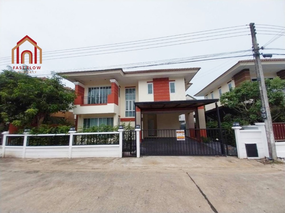 For SaleHousePathum Thani,Rangsit, Thammasat : Single house for sale, newly decorated, Bhumisiri Rangsit Project, Khlong 7, next to the main road, beginning of the project, adding a new kitchen.  Near Rajamangala University of Technology Thanyaburi