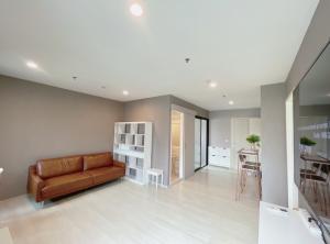 For RentCondoRama9, Petchburi, RCA : Rent Life Asoke, large room 55 sq m, garden view