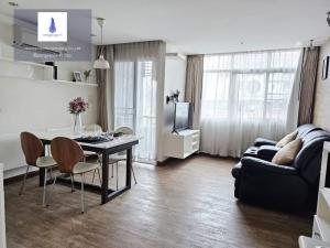 For RentCondoYothinpattana,CDC : For rent at J.W. Boulevard Srivara  Negotiable at @m9898 (with @ too)