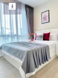 For RentCondoOnnut, Udomsuk : For rent at The Sky Sukhumvit  Negotiable at @condo456 (with @ too)