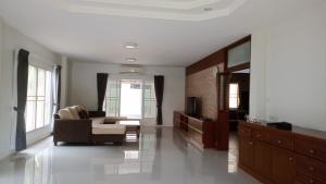 For RentHouseChiang Mai : House near by North Hill Golf club for rent 40,000thb/month