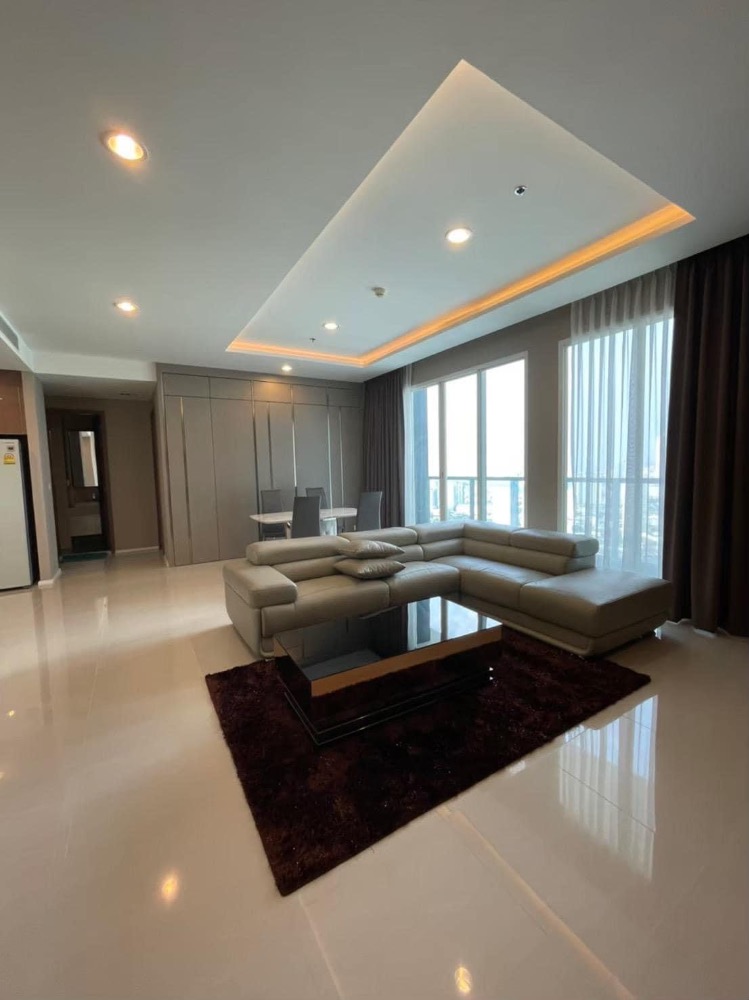 For SaleCondoSathorn, Narathiwat : SELLING : Condo At Menam Residences Luxurious Fully Furnished