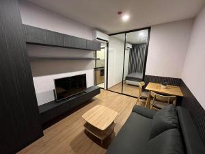 For RentCondoBang kae, Phetkasem : Condo for rent, The LIVIN Phetkasem project-Room type: 1 bedroom, 1 bathroom, 1 living room, 1 kitchen and balcony.