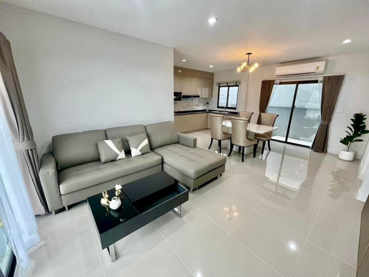 For RentTownhouseBangna, Bearing, Lasalle : 🌟For rental Townhome Pleno Sukhumvit Bangna 2.Townhome 2 storeys 3 bedrooms / 3 bathrooms.Fully furnishings and decorative. Nearby Mega Bangna. 🔑Rental Fee 42,000 THB /Month