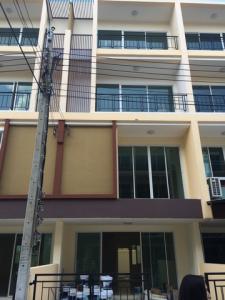 For RentHome OfficeLadkrabang, Suwannaphum Airport : 4-story townhome for rent, On Nut 67, Pratchaya Biz Home, suitable for an office and residence.