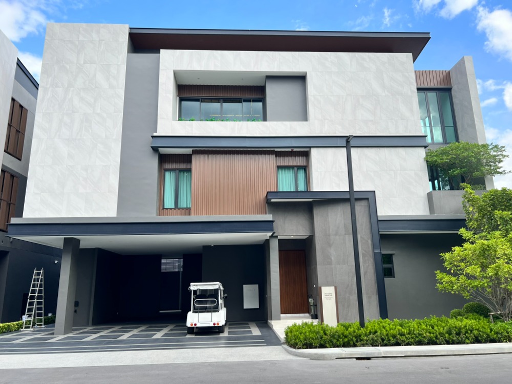 For SaleHouseYothinpattana,CDC : Luxury house in the heart of the city ✨ The Honor Yothinpattana 75 sq m. 564 sq m. Contact 095-426-4563 (Boss)