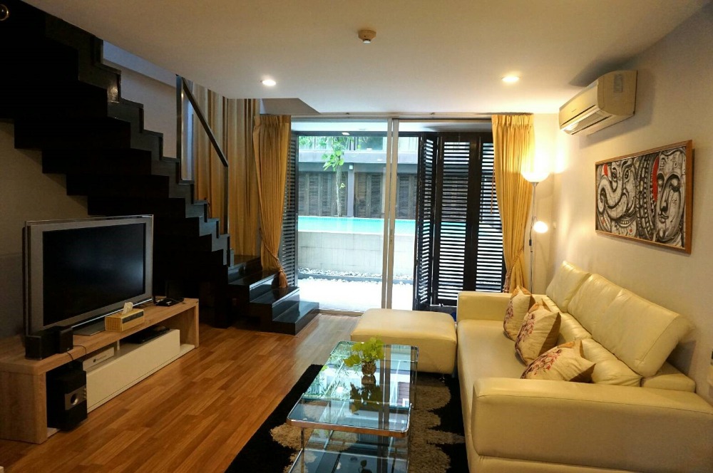 For RentCondoPinklao, Charansanitwong : Condo for rent Thana Tree Soi Charan 40, Duplex 2 room Tel.0999983897