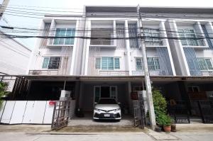 For SaleTownhouseRattanathibet, Sanambinna : 3-story townhome, The exclusive Khae Rai, Nonthaburi.